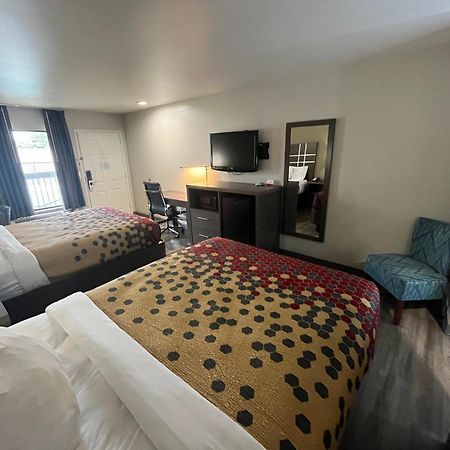 Econo Lodge Inn & Suites Murfreesboro Zewnętrze zdjęcie