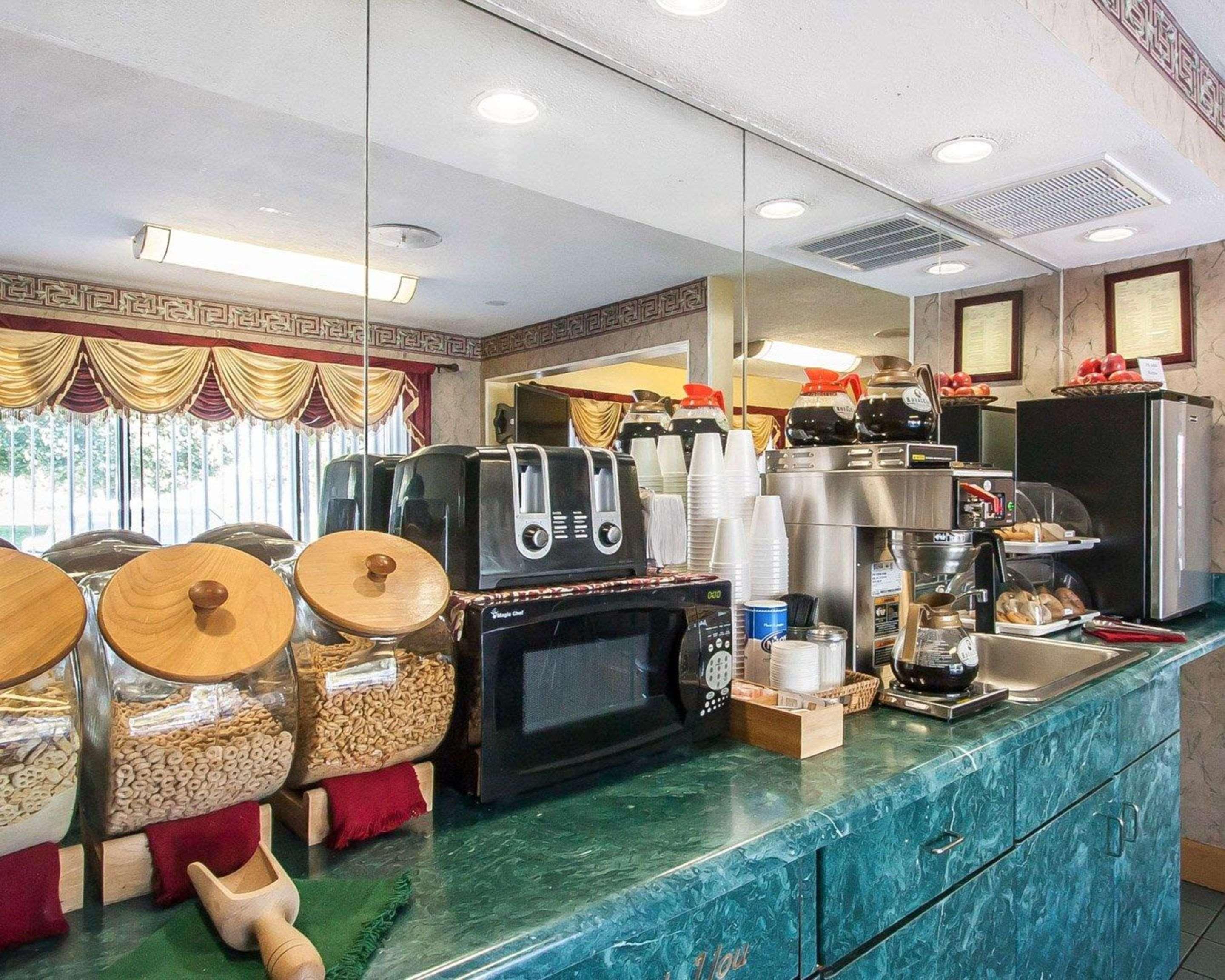 Econo Lodge Inn & Suites Murfreesboro Zewnętrze zdjęcie