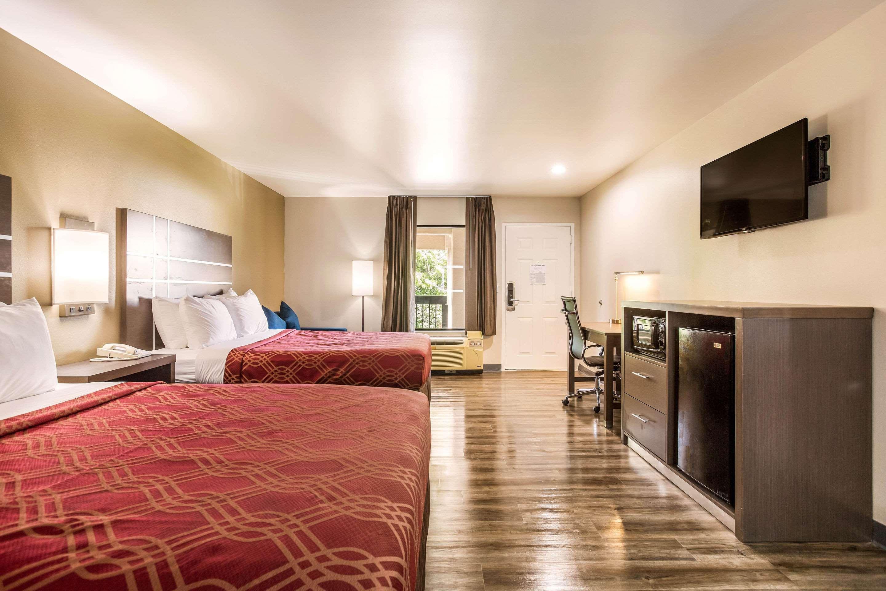 Econo Lodge Inn & Suites Murfreesboro Zewnętrze zdjęcie