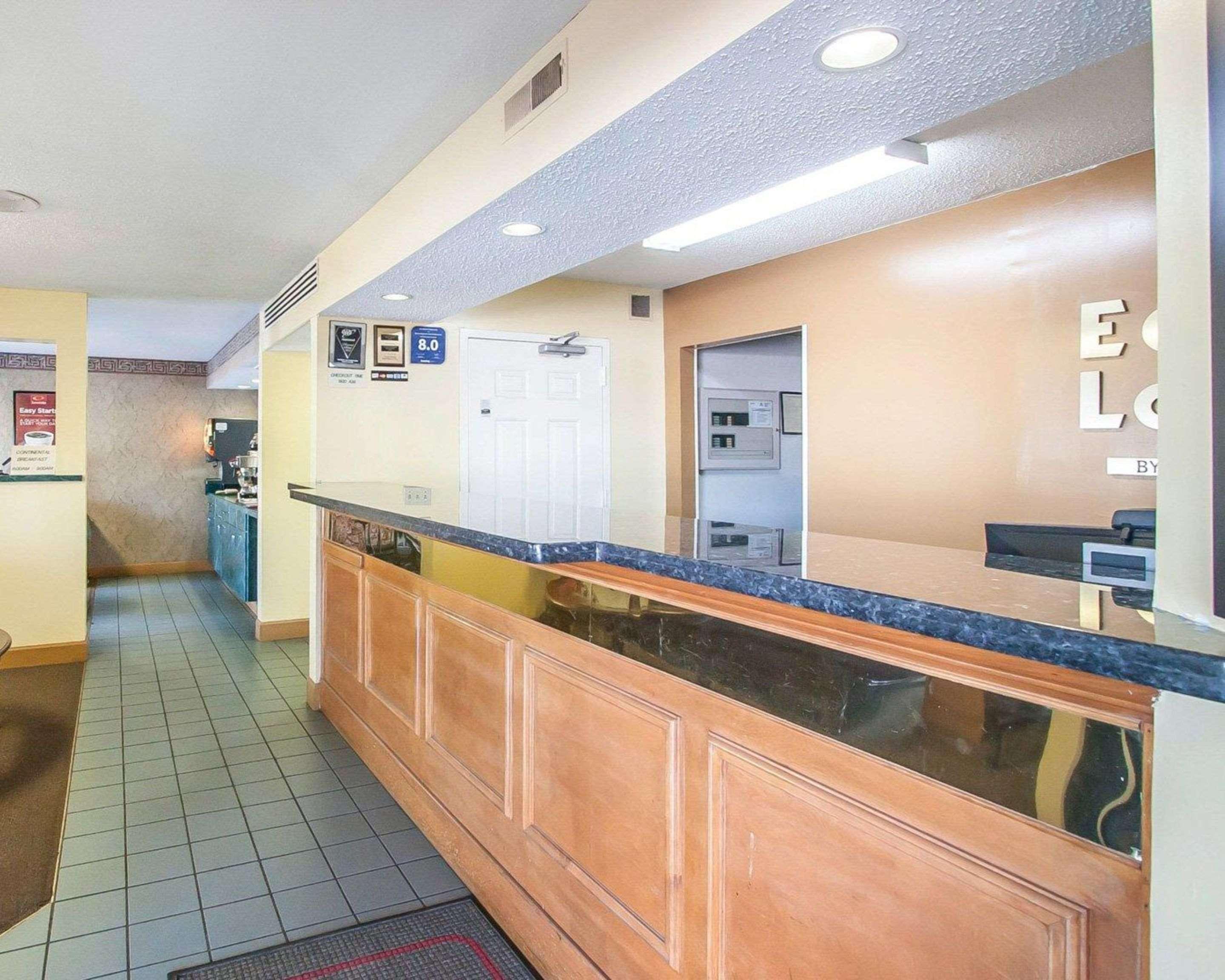 Econo Lodge Inn & Suites Murfreesboro Zewnętrze zdjęcie