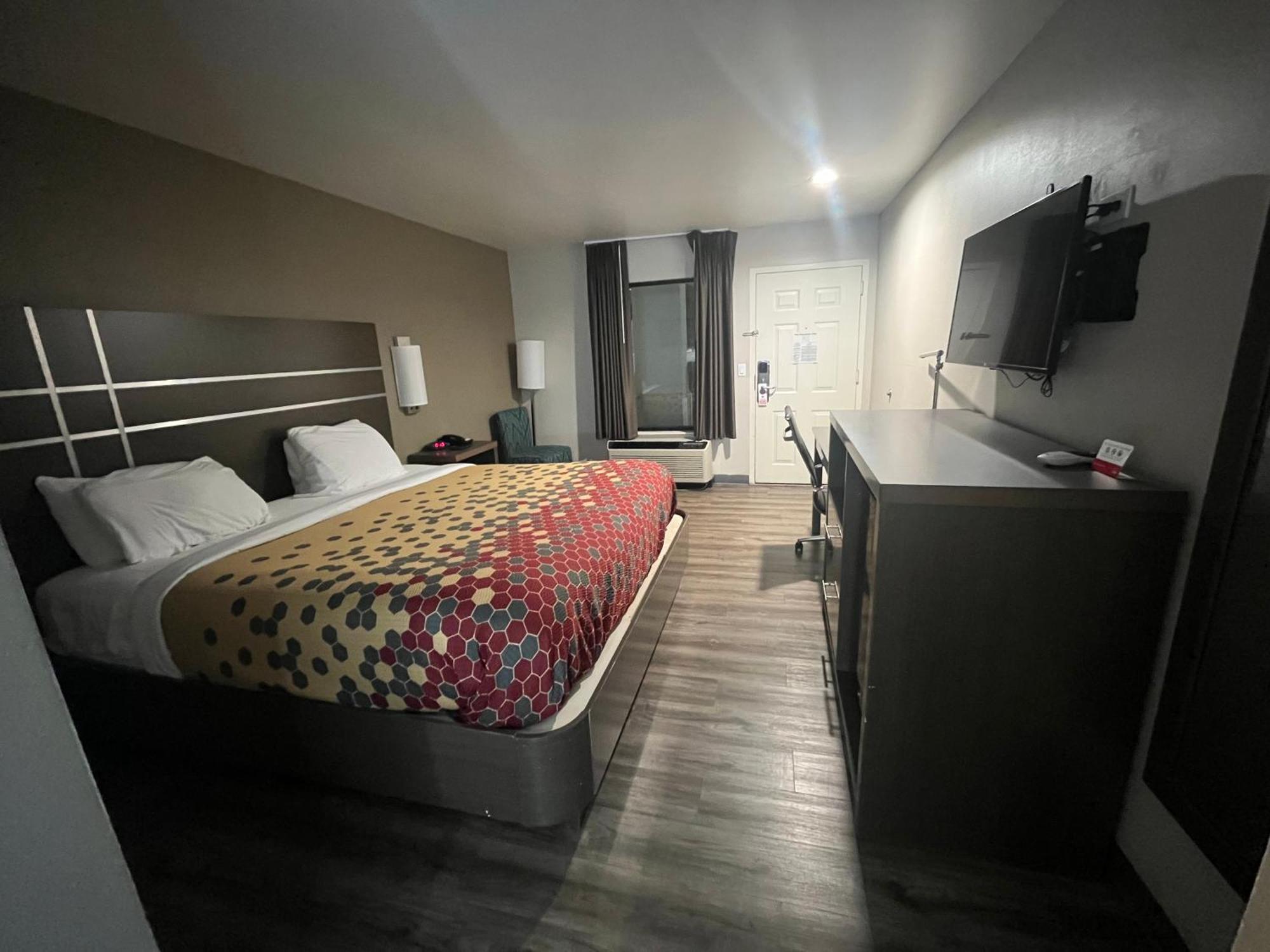 Econo Lodge Inn & Suites Murfreesboro Zewnętrze zdjęcie