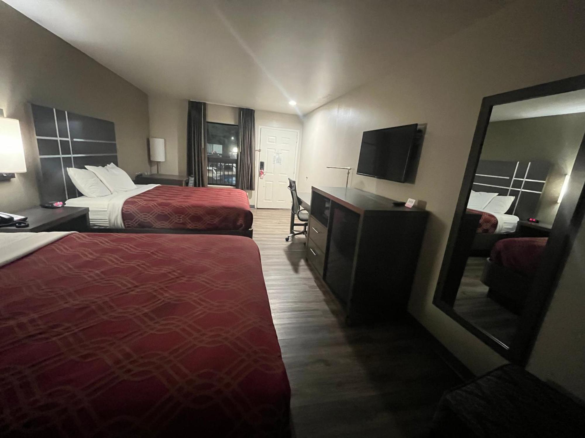 Econo Lodge Inn & Suites Murfreesboro Zewnętrze zdjęcie