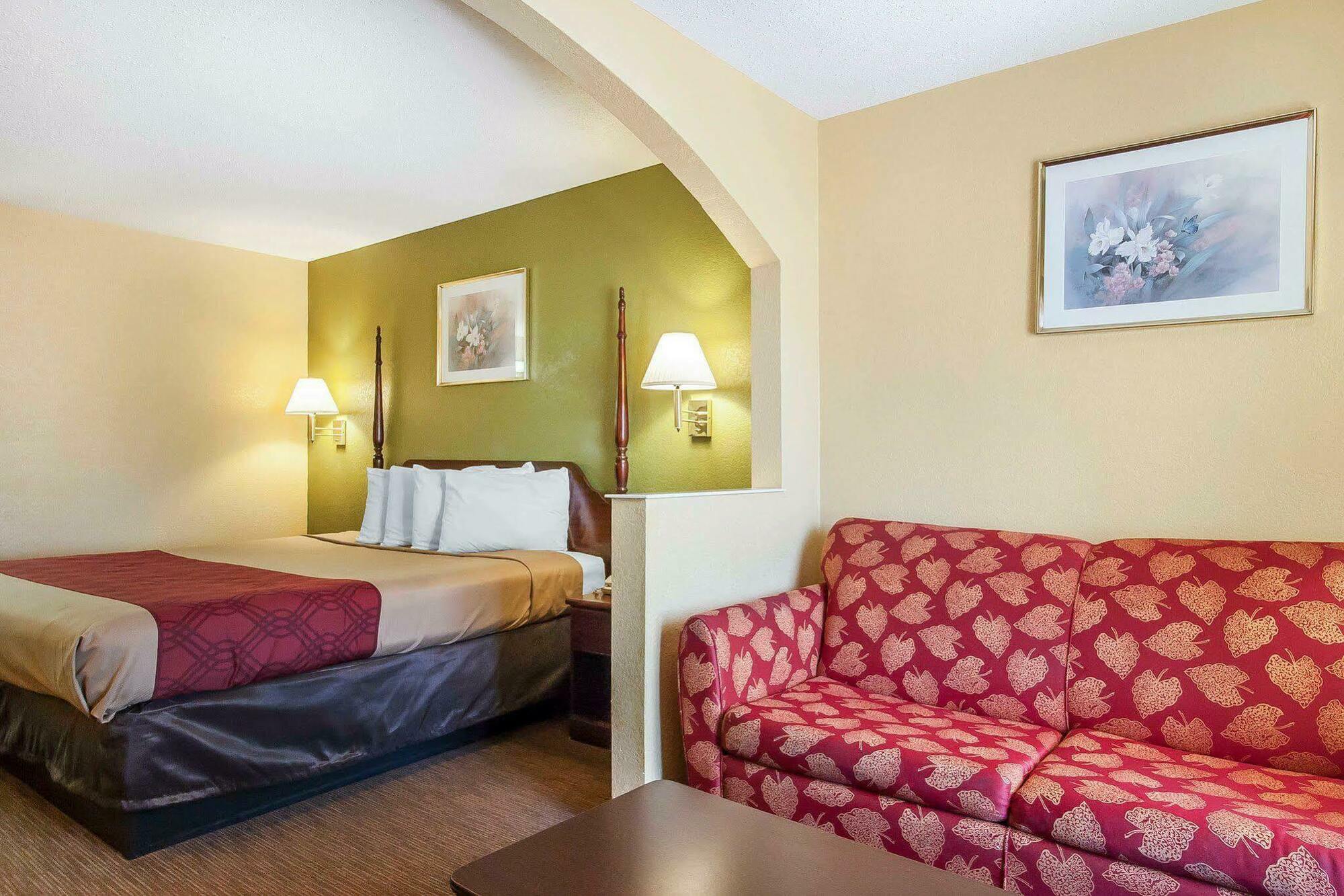 Econo Lodge Inn & Suites Murfreesboro Zewnętrze zdjęcie